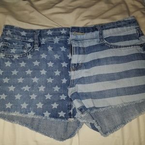 flag shorts